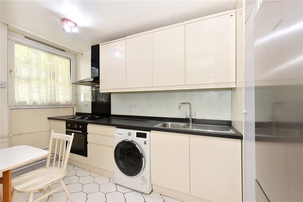 Property photo 3 of 12 Picture No. 08