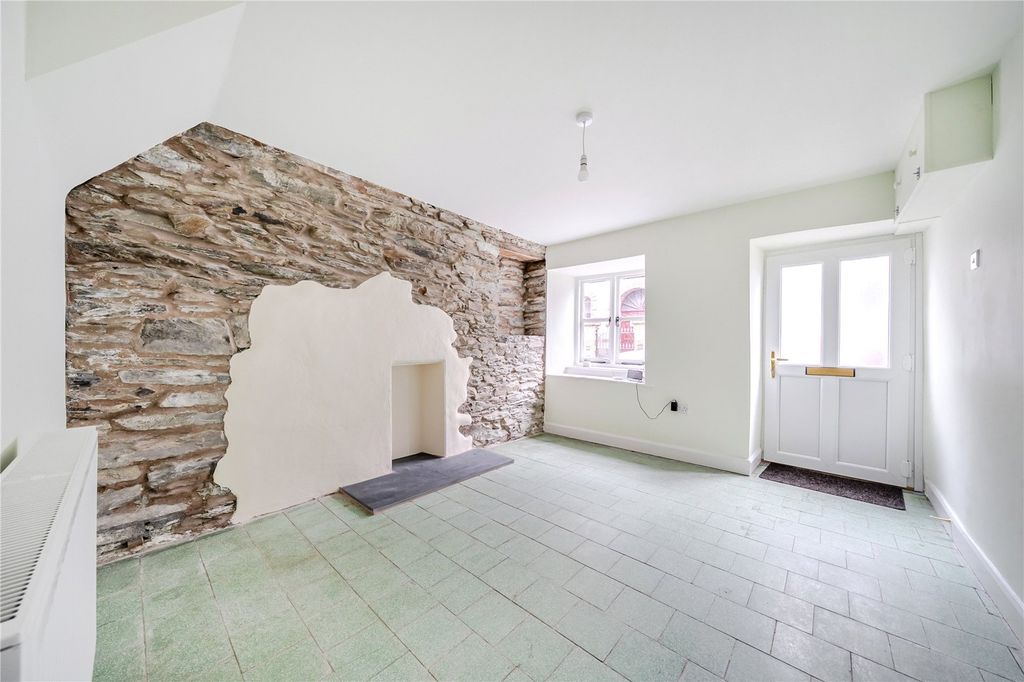 Property photo 3 of 14 Picture No. 15