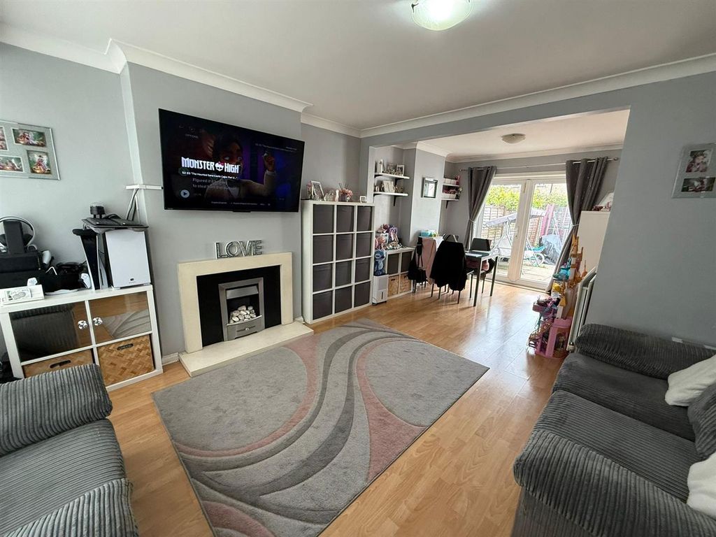 Property photo 2 of 10 3.Jpg