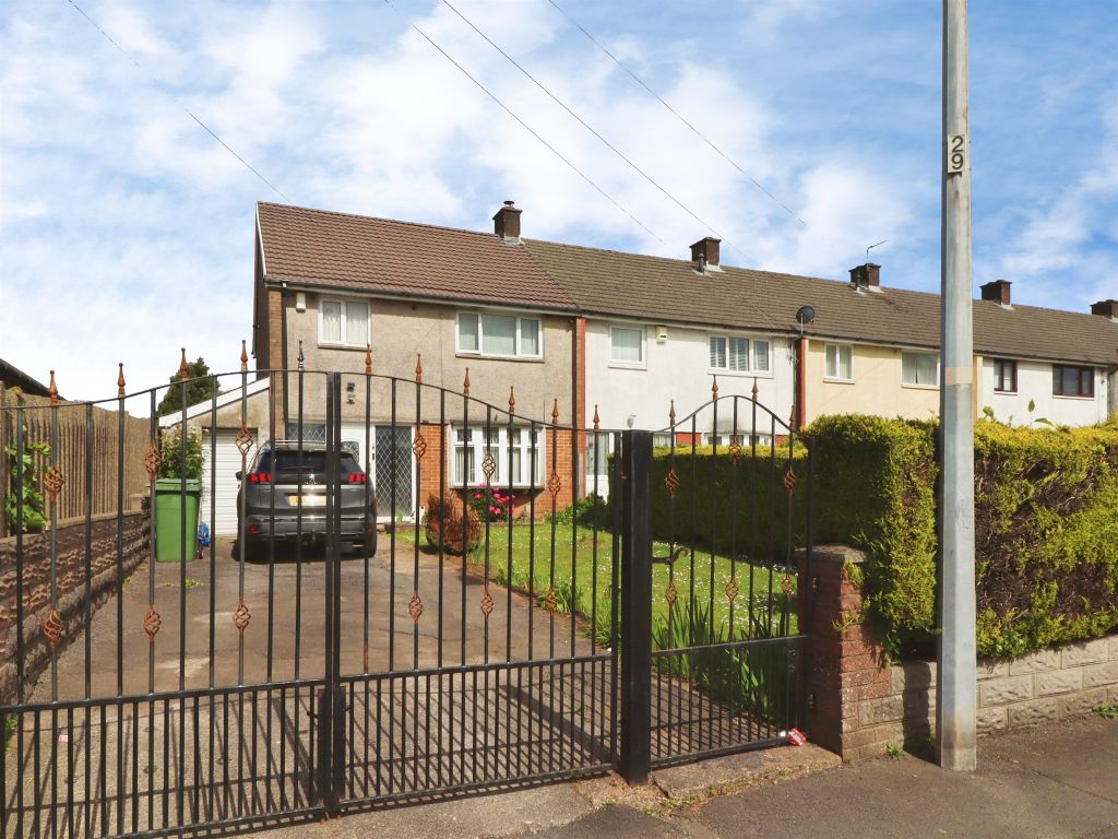 Property photo 1 of 17