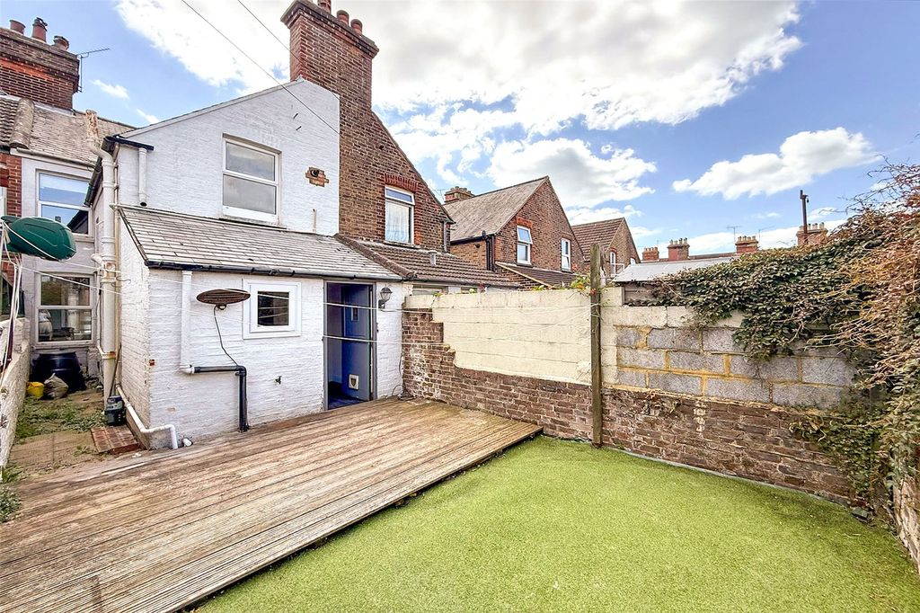 Property photo 2 of 18 Picture No. 36