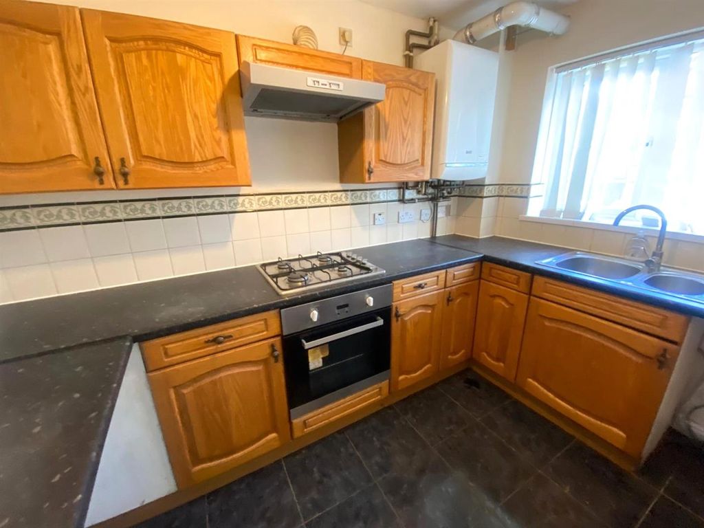 Property photo 3 of 22 Kitchen (6).Jpeg