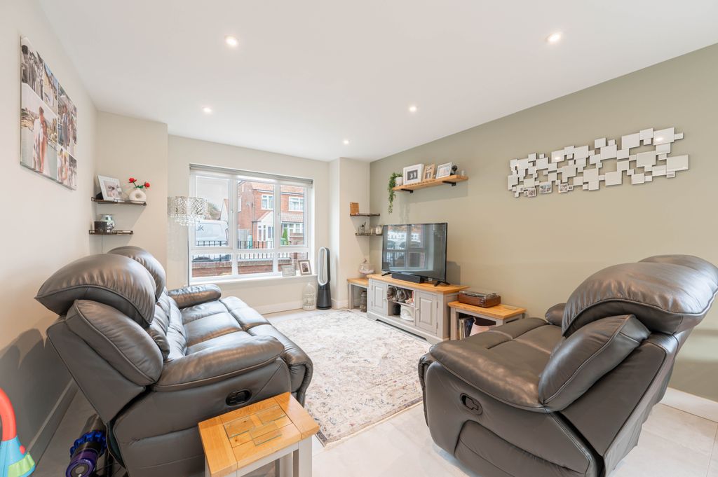 Property photo 2 of 22 Dsc_2173-Hdr