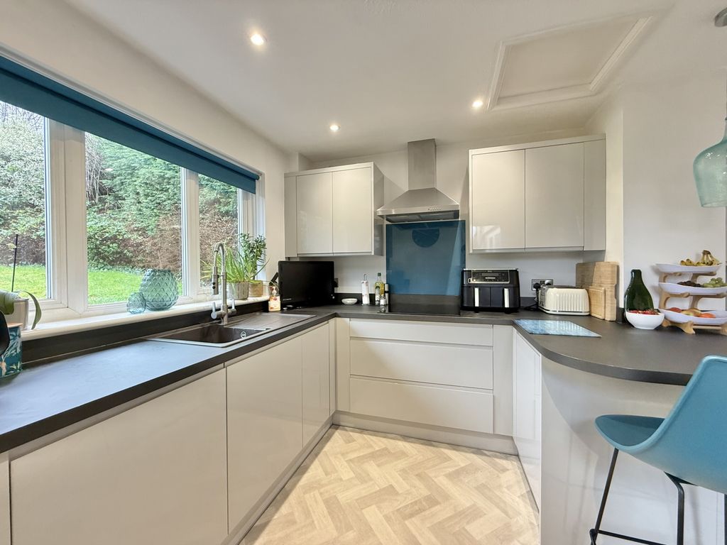 Property photo 3 of 24 Photo 5