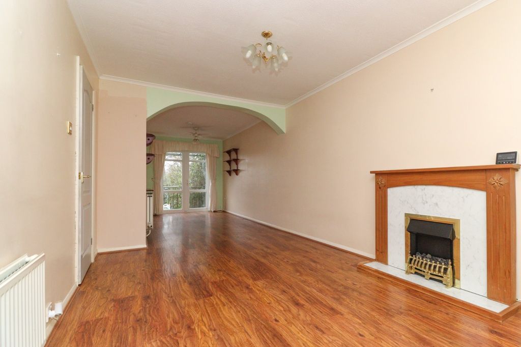 Property photo 2 of 9 Picture 2