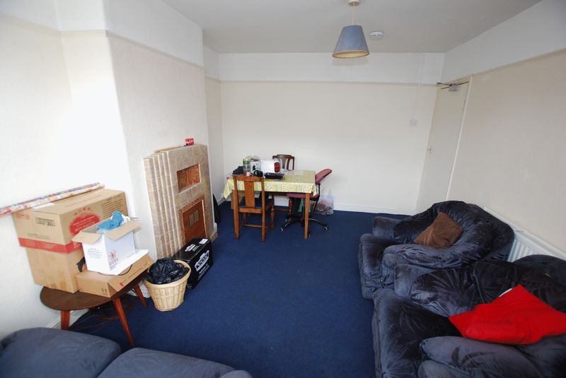 Property photo 3 of 11 Photo 11