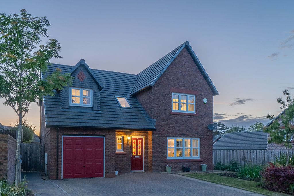 Property photo 1 of 46
