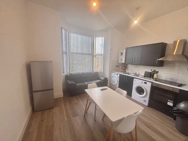 Property photo 1 of 11 Image