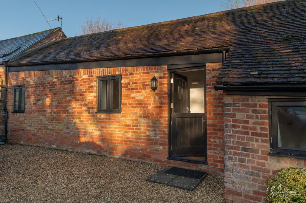 Property photo 3 of 24 Welcome To Lacewood Barn