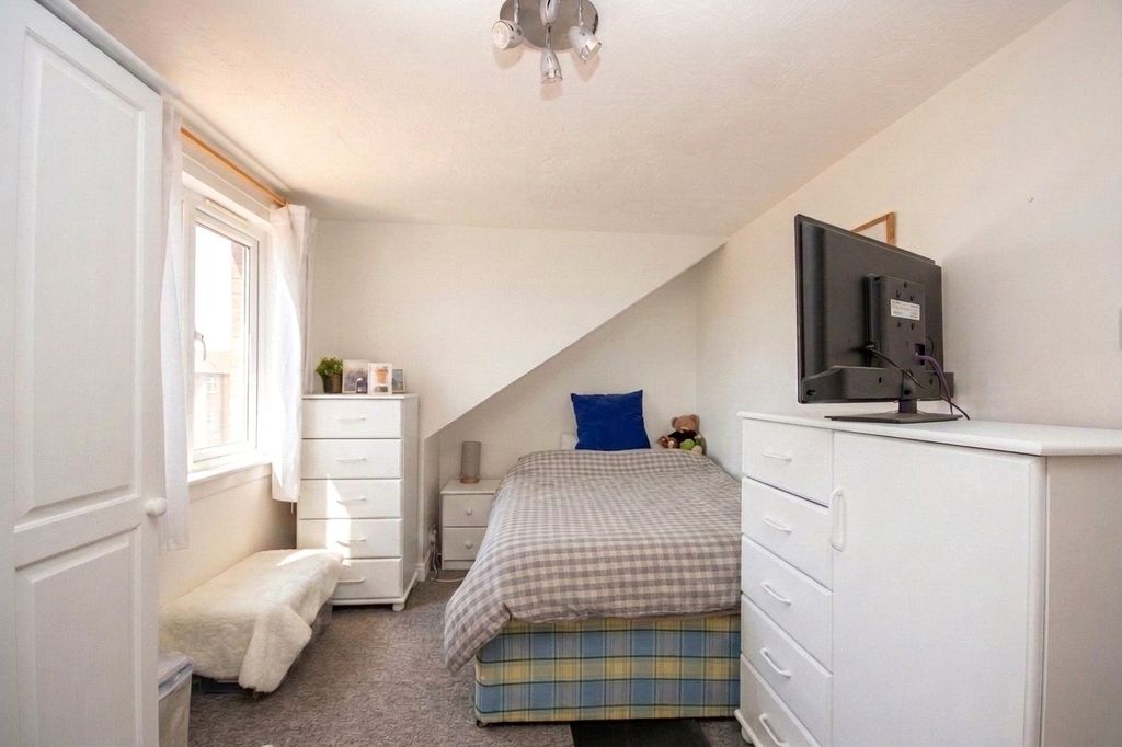 Property photo 2 of 15 Picture No. 02
