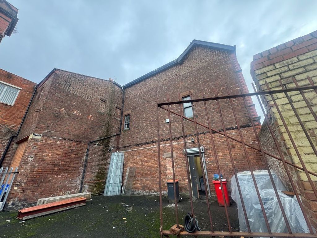 Property photo 3 of 11