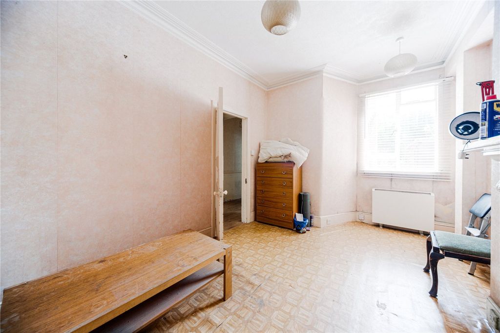 Property photo 3 of 15 Picture No. 34