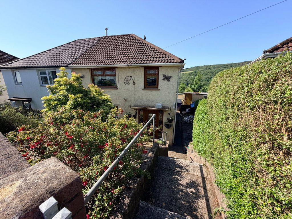 Property photo 2 of 37