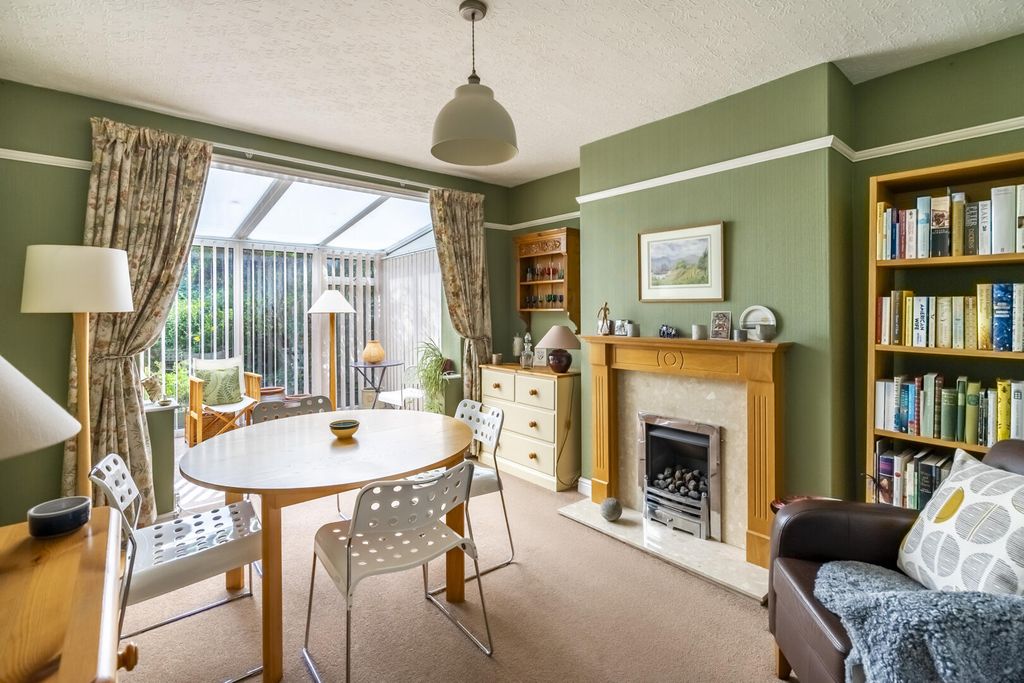 Property photo 3 of 12 Dining Room