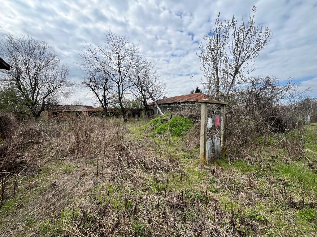 Property photo 3 of 4