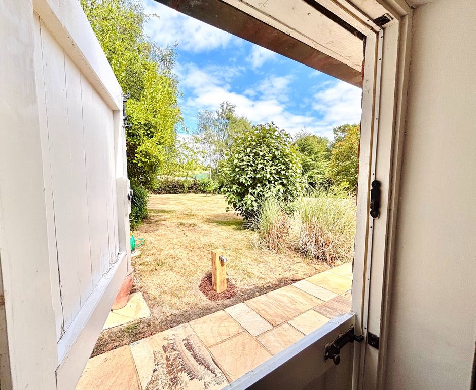 Property photo 3 of 52