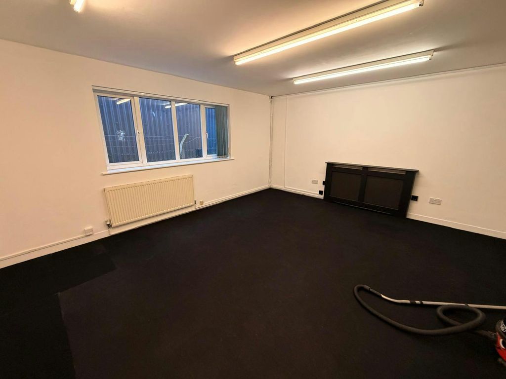 Property photo 2 of 4 Whatsapp Image 20251217 At 150751.Jpeg