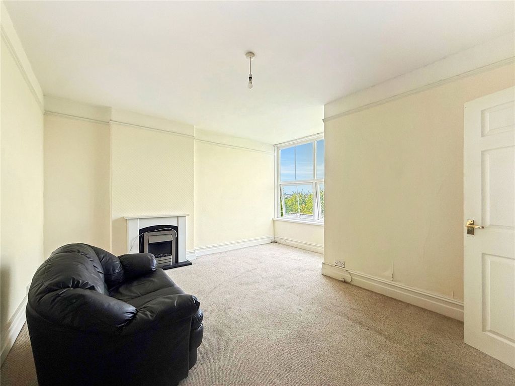 Property photo 2 of 7 Picture No. 06