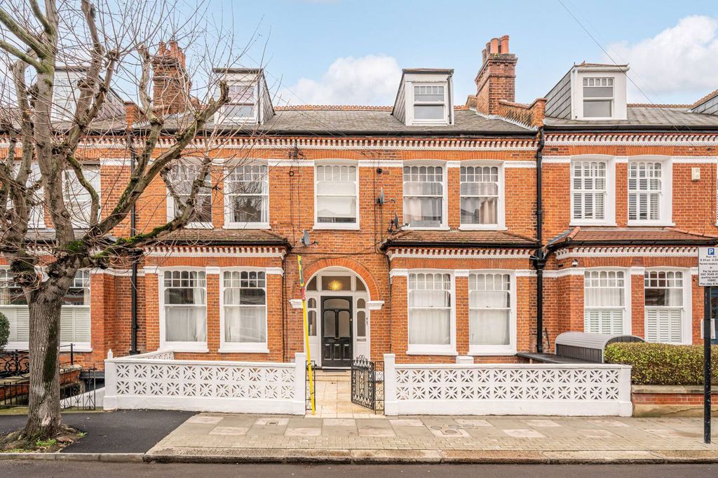 Property photo 1 of 13