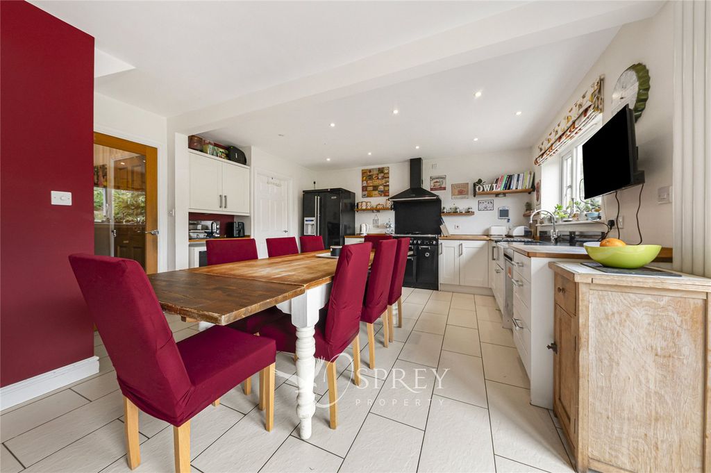 Property photo 2 of 16 Kitcen Diner