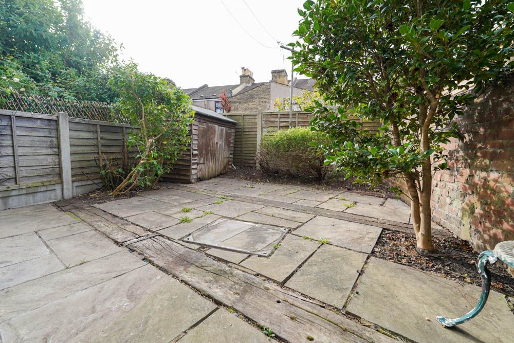Property photo 3 of 17