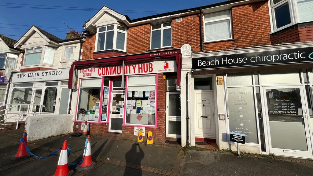 Property photo 1 of 8