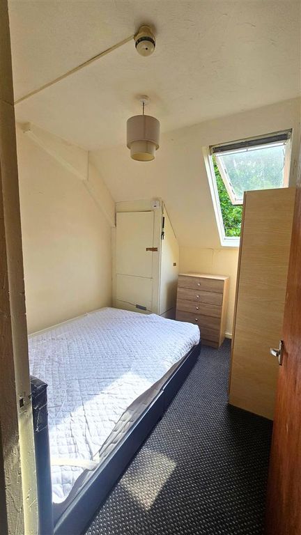 Property photo 3 of 5 843Cab67-74B2-4Bb7-Ba84-64Fbe7B8E2A4_20250812_1458