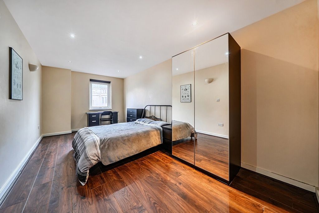 Property photo 2 of 11 Picture No. 02