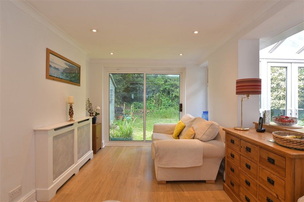 Property photo 3 of 10 Sitting Room
