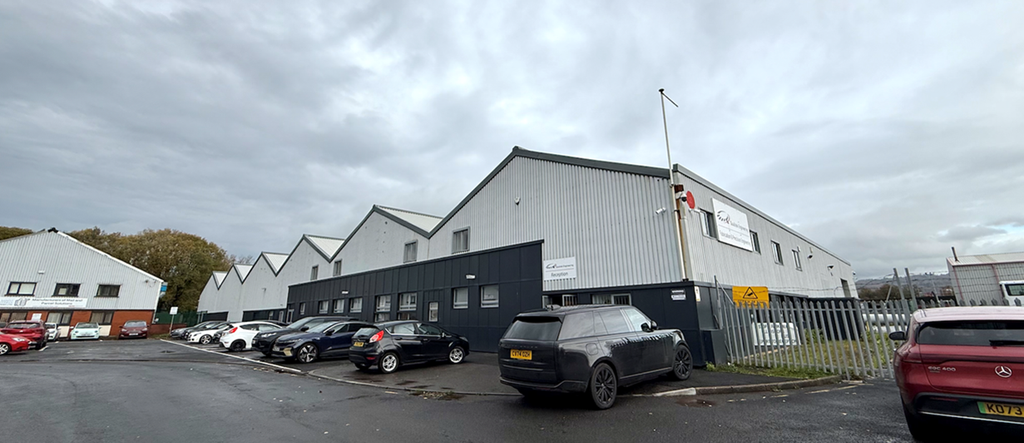 Property photo 2 of 9