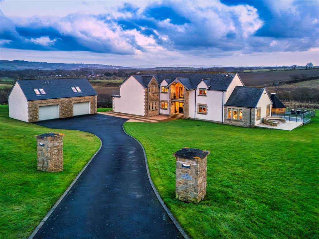 Property photo 1 of 33 Main Picture