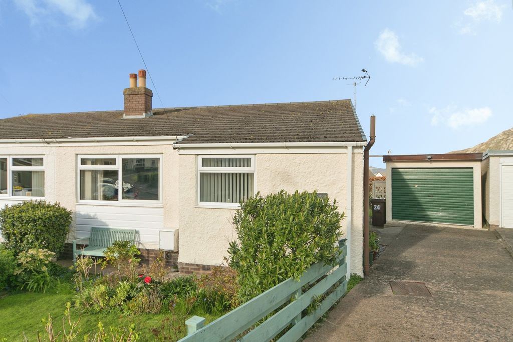 Property photo 1 of 16 Front