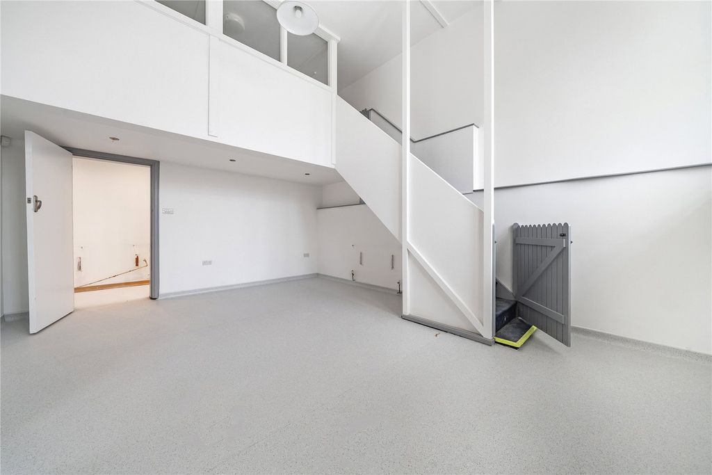 Property photo 2 of 9 Picture No. 02