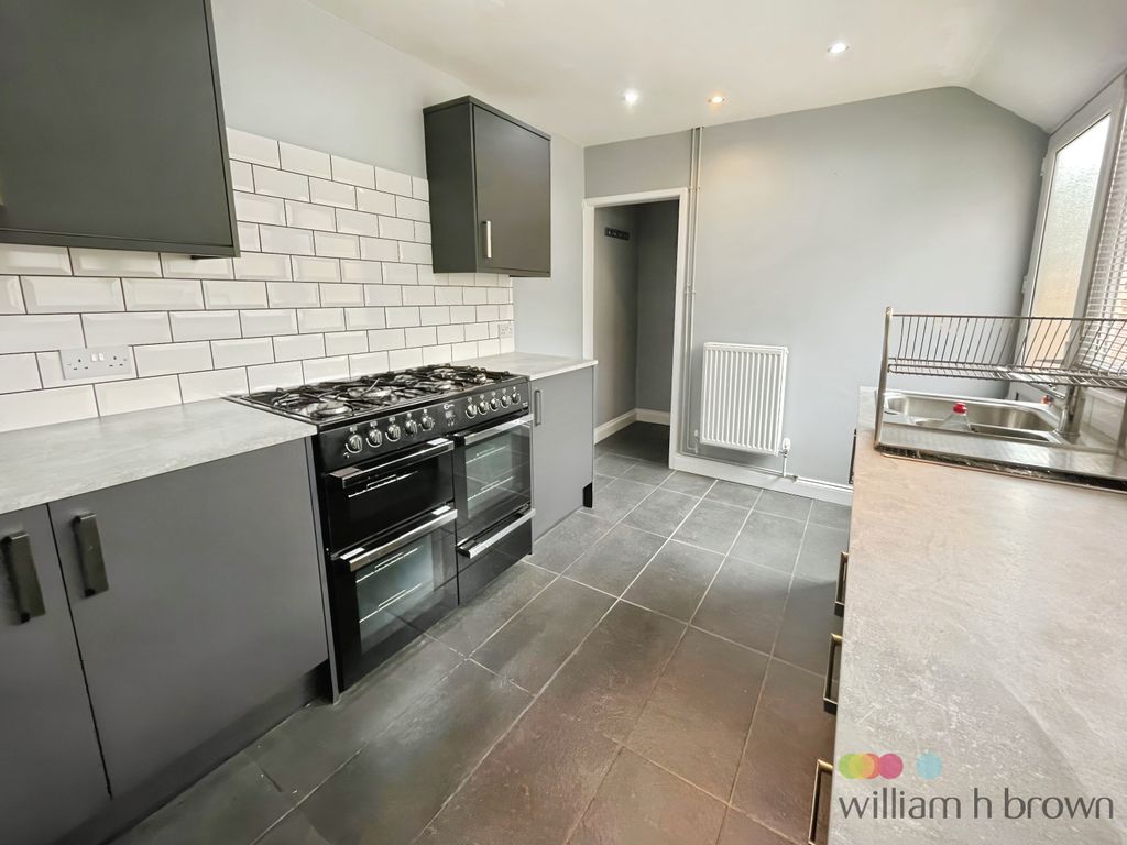 Property photo 3 of 12 Image
