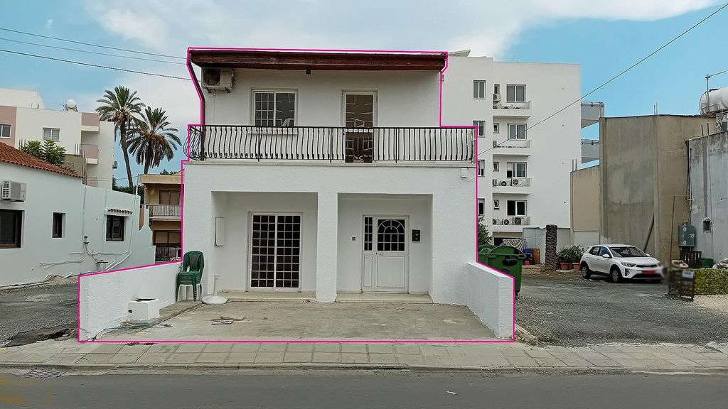 Property photo 1 of 31