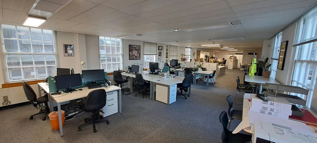 Property photo 2 of 12 20241111_145543.Jpg