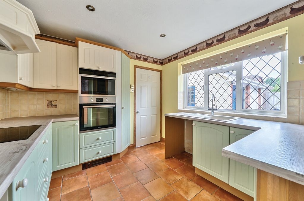Property photo 2 of 15 1343190-11-68A337...