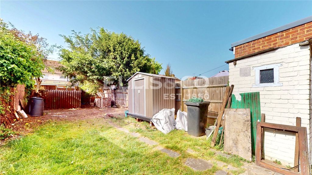 Property photo 3 of 19 Picture No. 08