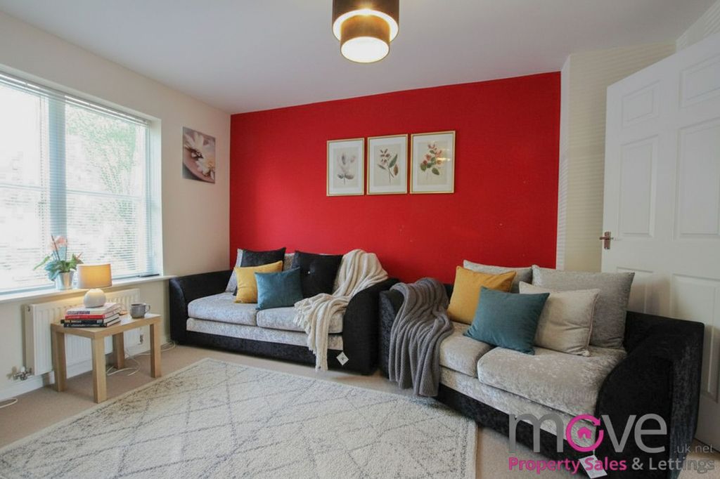 Property photo 3 of 6