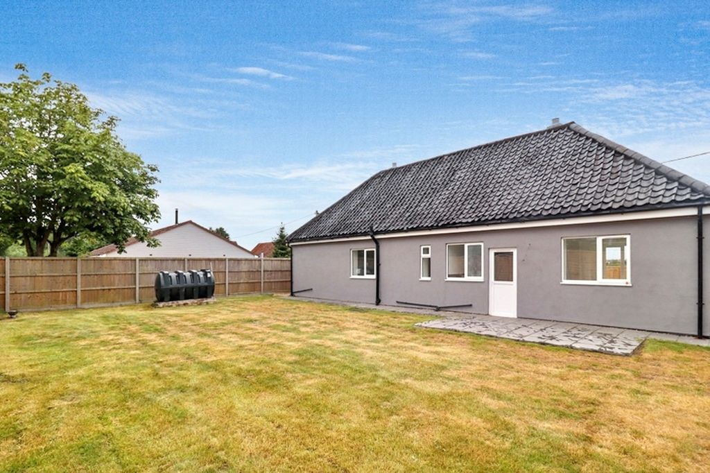 Property photo 2 of 13 4157062