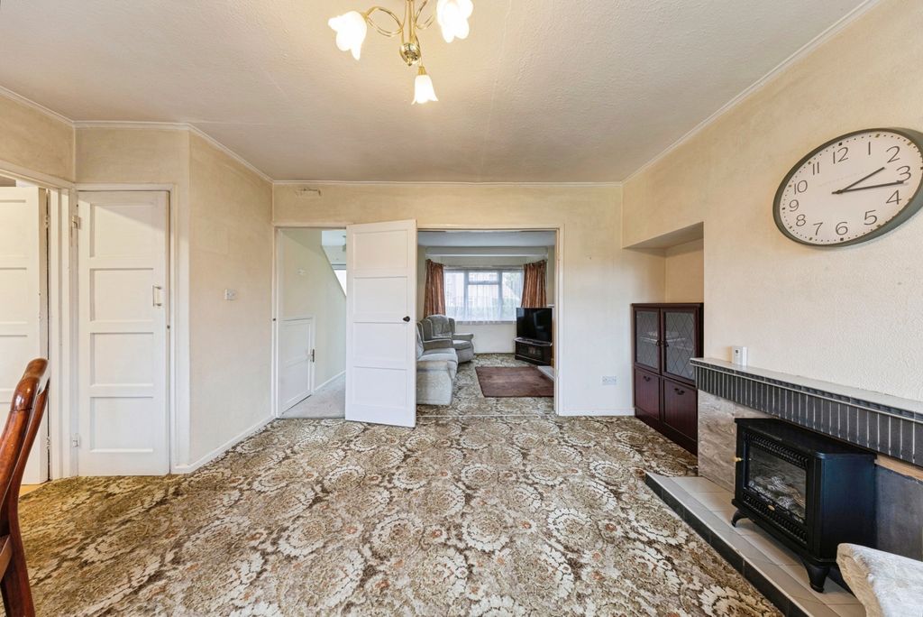 Property photo 3 of 20 Pbox-Img.Jpg
