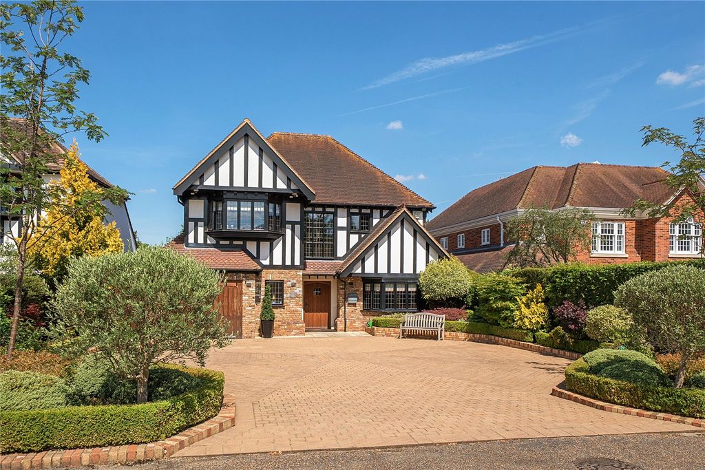 Property photo 1 of 51 Picture No. 24