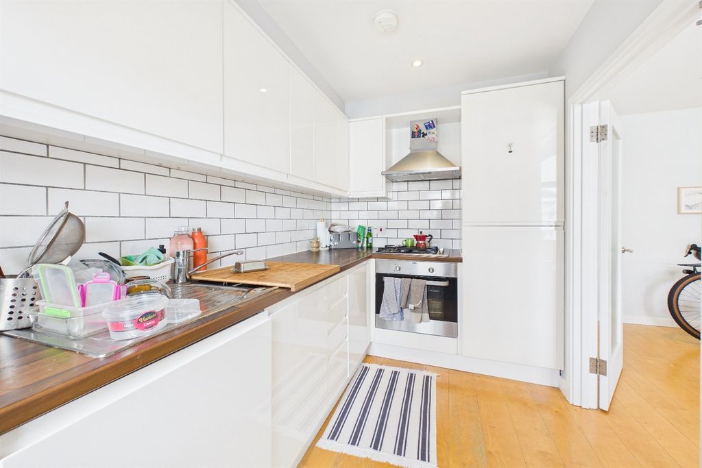 Property photo 2 of 13 Kitchen