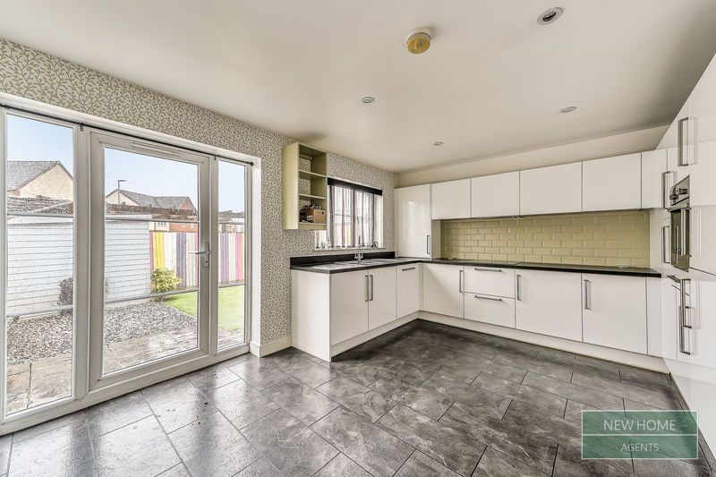 Property photo 2 of 27 Photo 8