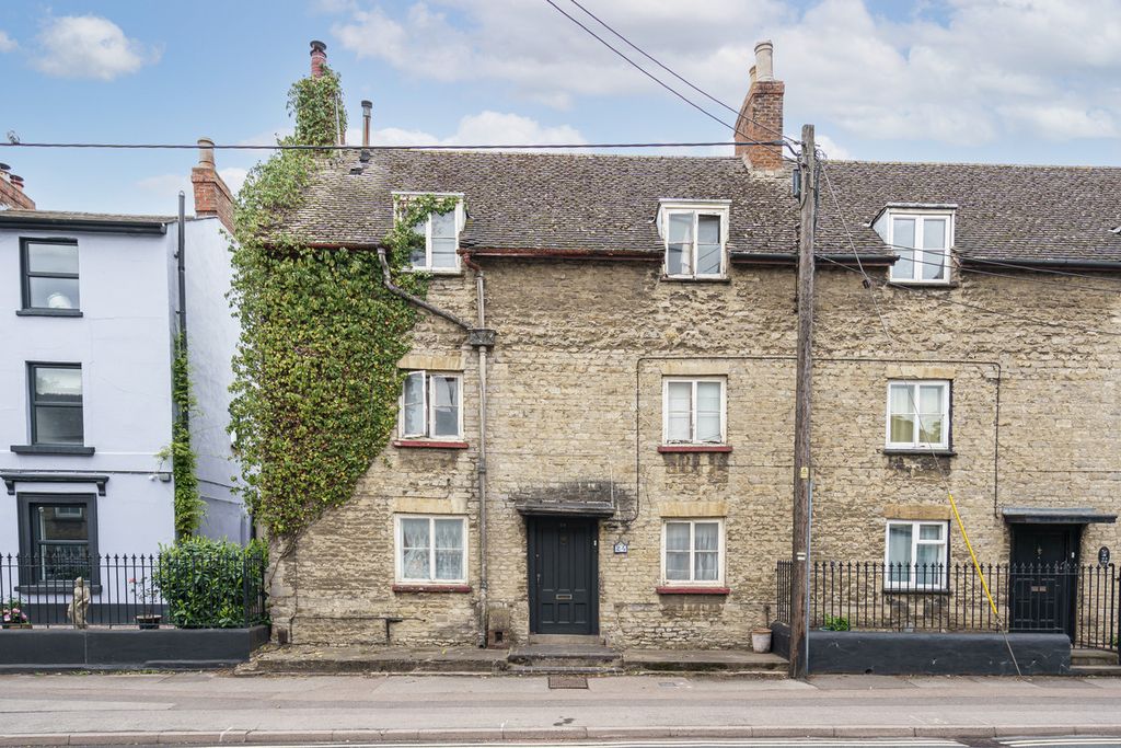 Property photo 1 of 23