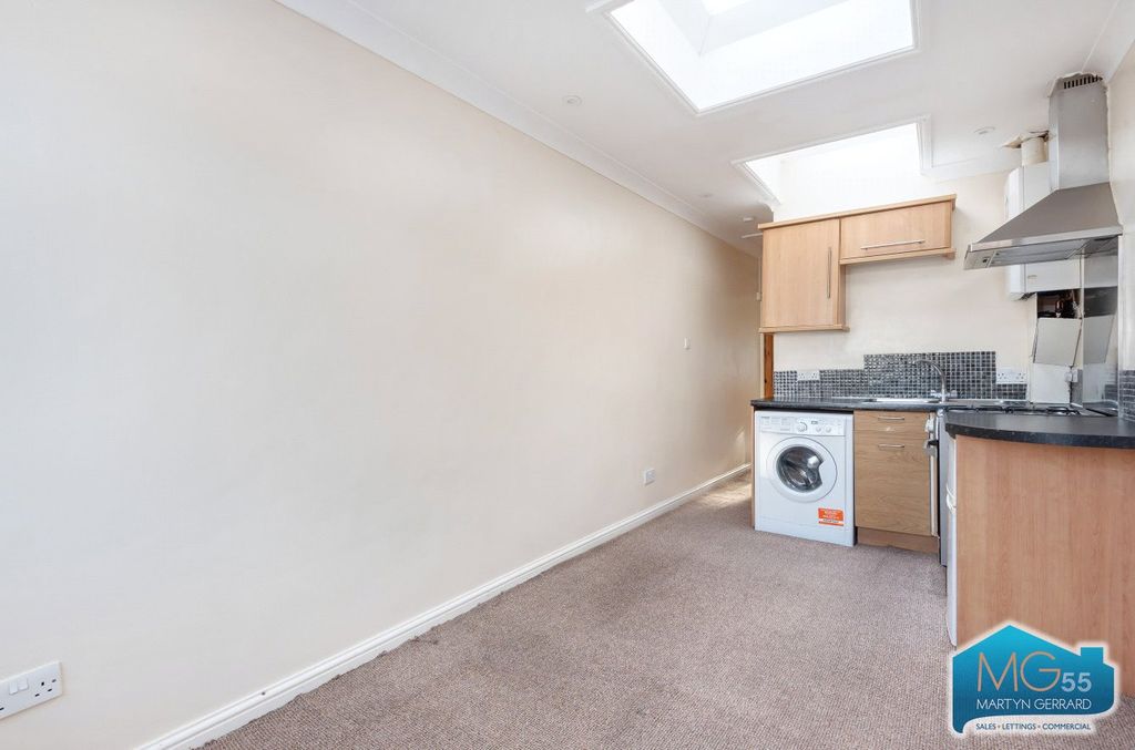 Property photo 1 of 11 Picture No. 08