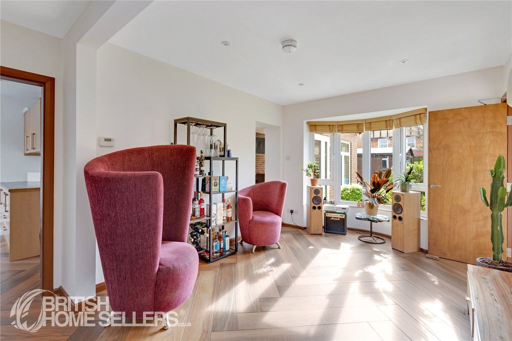 Property photo 3 of 15 Picture No. 04