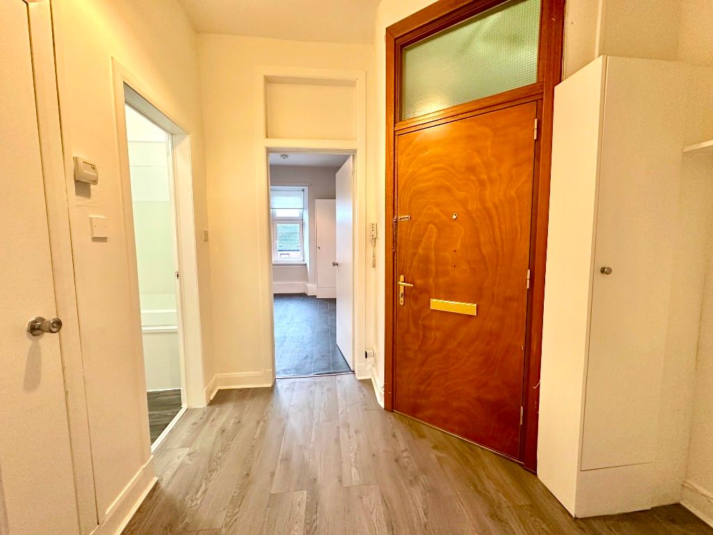 Property photo 3 of 10 Photo 3