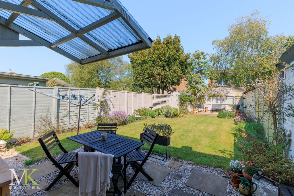 Property photo 2 of 16 Photo 31