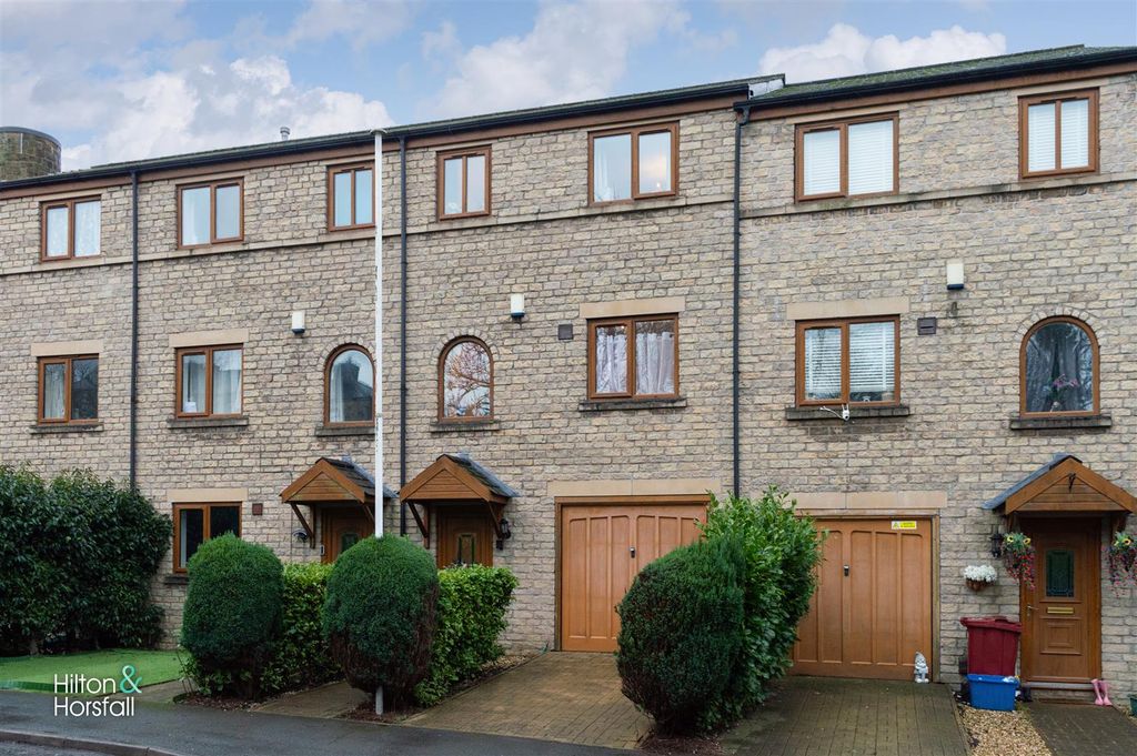 Property photo 1 of 19 Guy Street